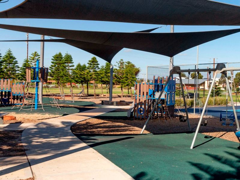 Image of Point Malcolm play structure