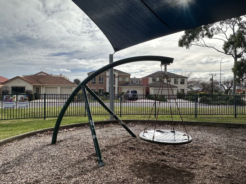 Image of existing basket swing